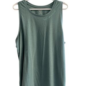 Old Navy Active Women's Graphic Tank Top